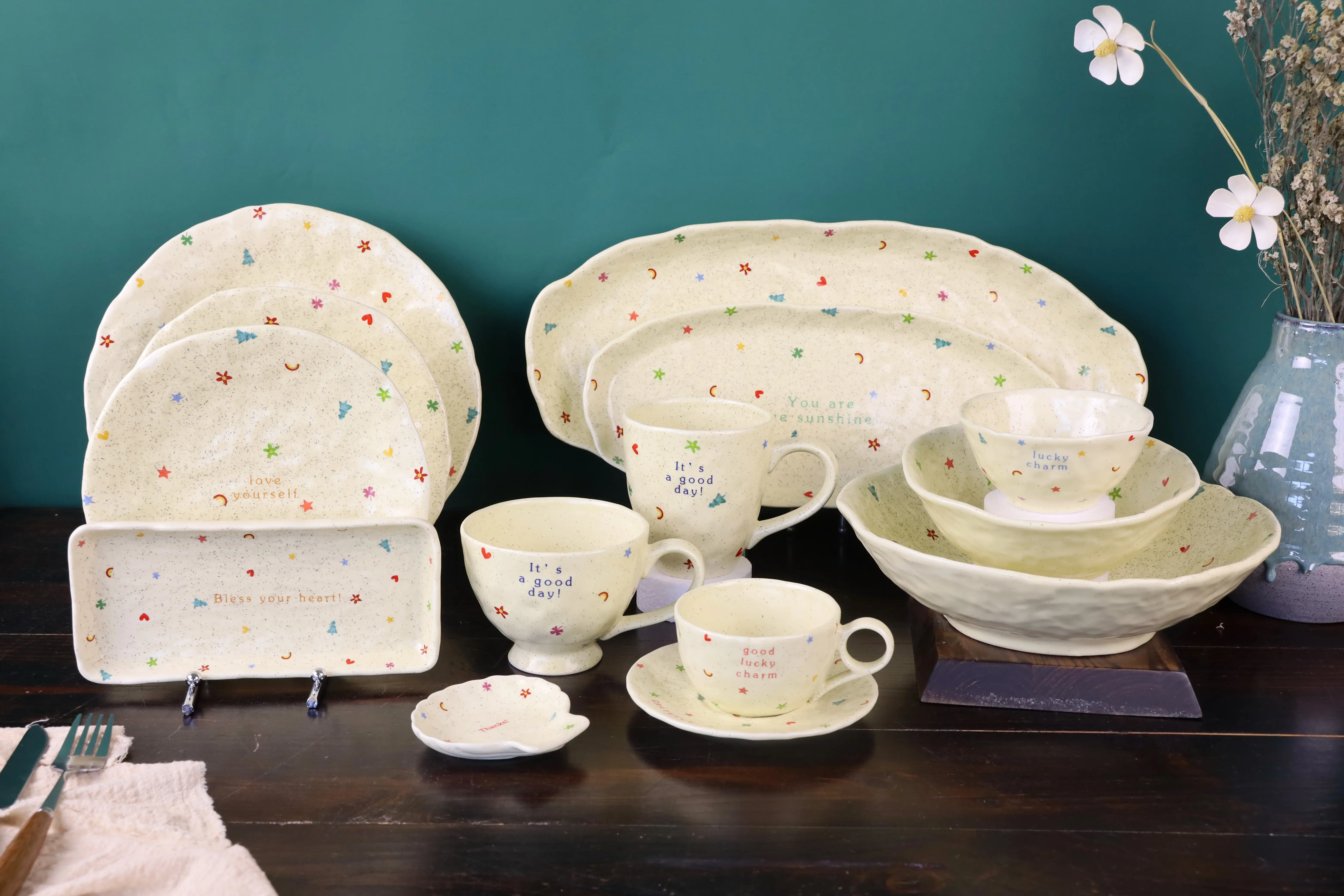 Wholesale Cute Dinnerware Sets, Ceramic Bowls Plates Bulk